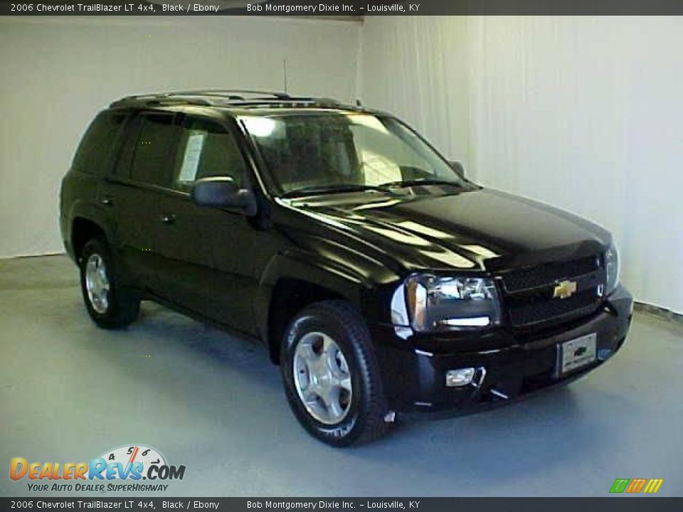 2006 Chevrolet TrailBlazer LT 4x4 Black / Ebony Photo #1