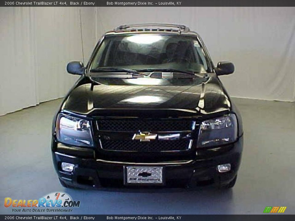 2006 Chevrolet TrailBlazer LT 4x4 Black / Ebony Photo #2