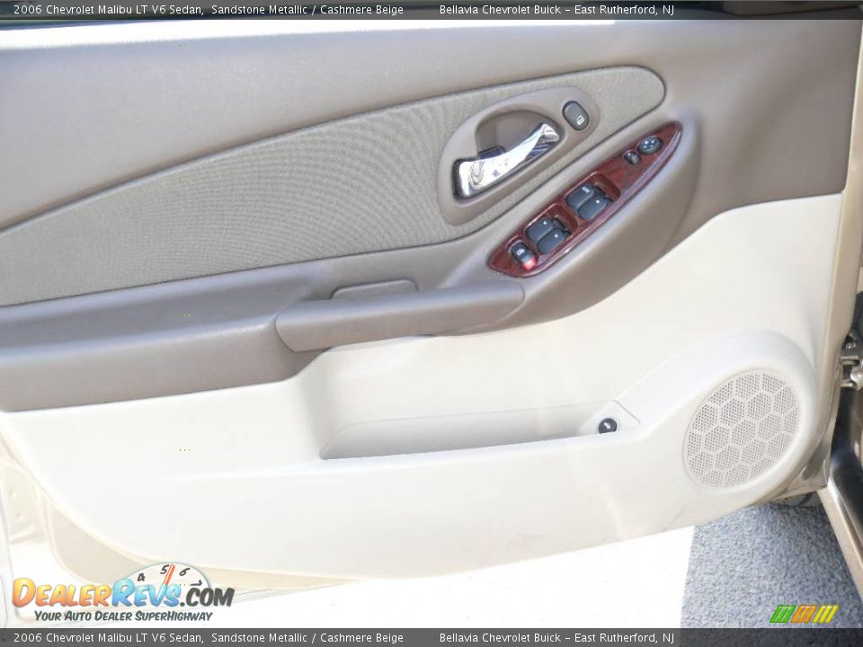 2006 Chevrolet Malibu LT V6 Sedan Sandstone Metallic / Cashmere Beige Photo #6