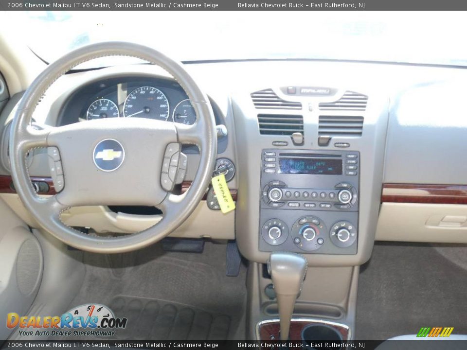 2006 Chevrolet Malibu LT V6 Sedan Sandstone Metallic / Cashmere Beige Photo #9