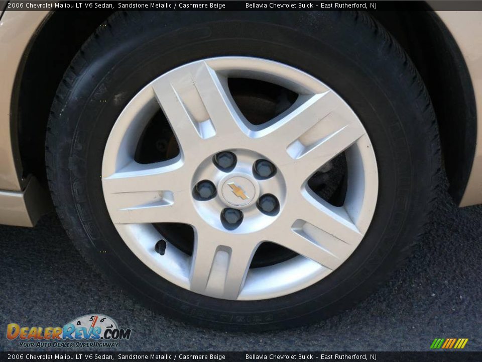 2006 Chevrolet Malibu LT V6 Sedan Sandstone Metallic / Cashmere Beige Photo #14