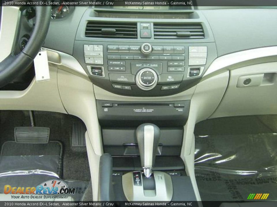 2010 Honda Accord EX-L Sedan Alabaster Silver Metallic / Gray Photo #25