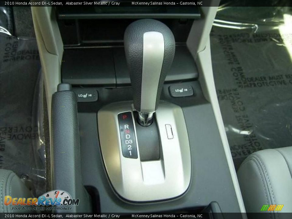 2010 Honda Accord EX-L Sedan Alabaster Silver Metallic / Gray Photo #32