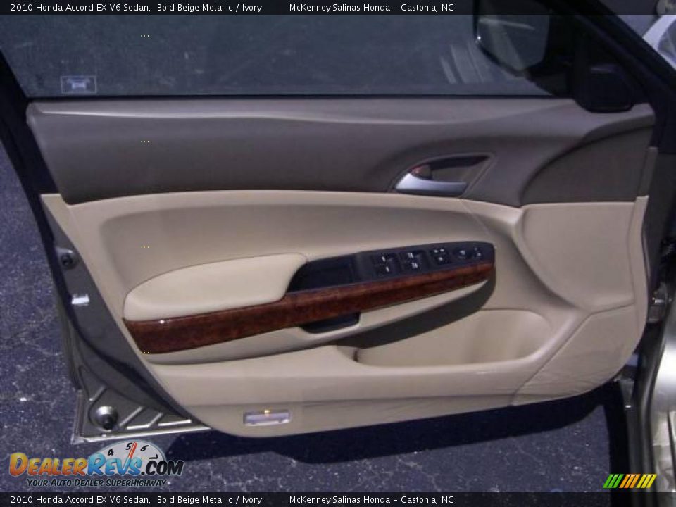 2010 Honda Accord EX V6 Sedan Bold Beige Metallic / Ivory Photo #7