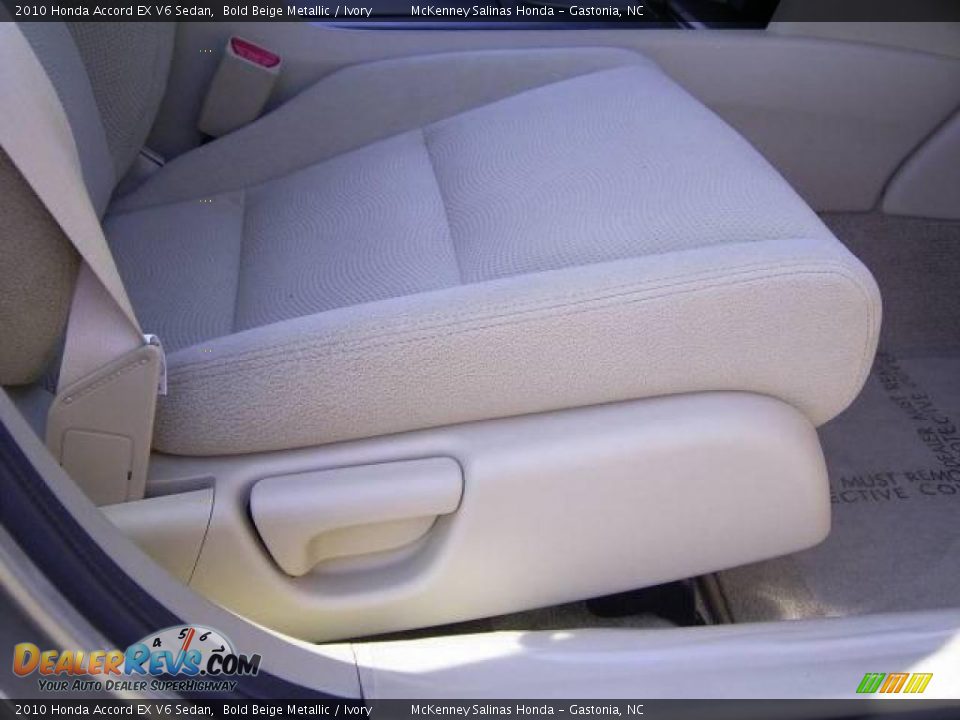 2010 Honda Accord EX V6 Sedan Bold Beige Metallic / Ivory Photo #19