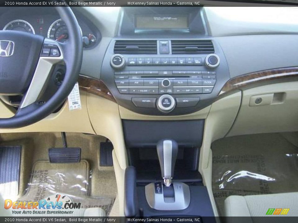 2010 Honda Accord EX V6 Sedan Bold Beige Metallic / Ivory Photo #27