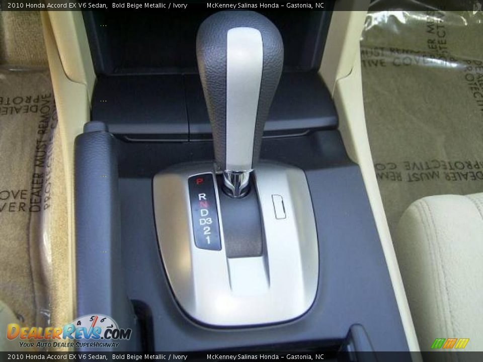 2010 Honda Accord EX V6 Sedan Bold Beige Metallic / Ivory Photo #34