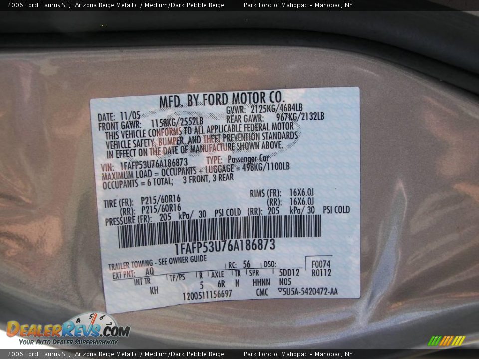 2006 Ford Taurus SE Arizona Beige Metallic / Medium/Dark Pebble Beige Photo #10