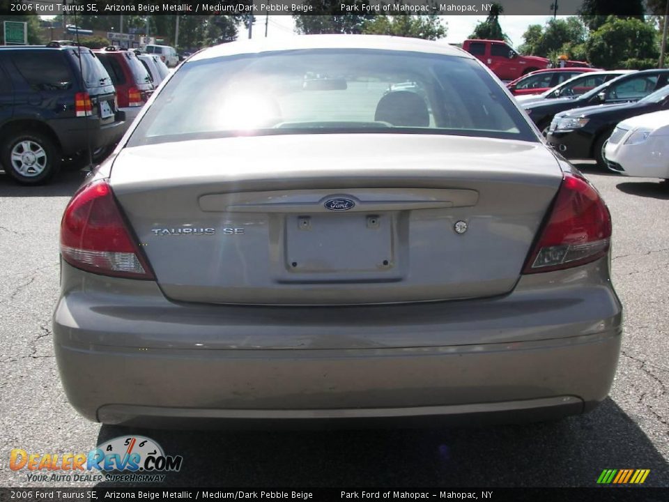 2006 Ford Taurus SE Arizona Beige Metallic / Medium/Dark Pebble Beige Photo #19
