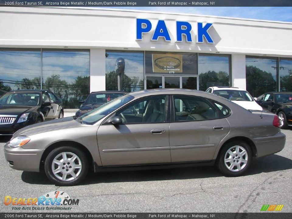 2006 Ford Taurus SE Arizona Beige Metallic / Medium/Dark Pebble Beige Photo #20