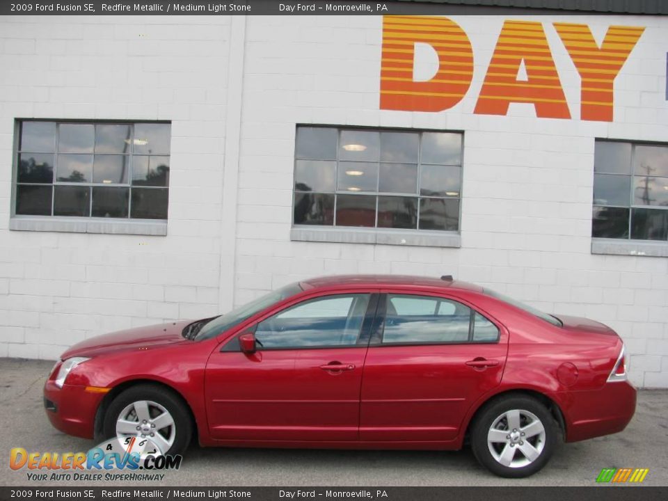2009 Ford Fusion SE Redfire Metallic / Medium Light Stone Photo #2