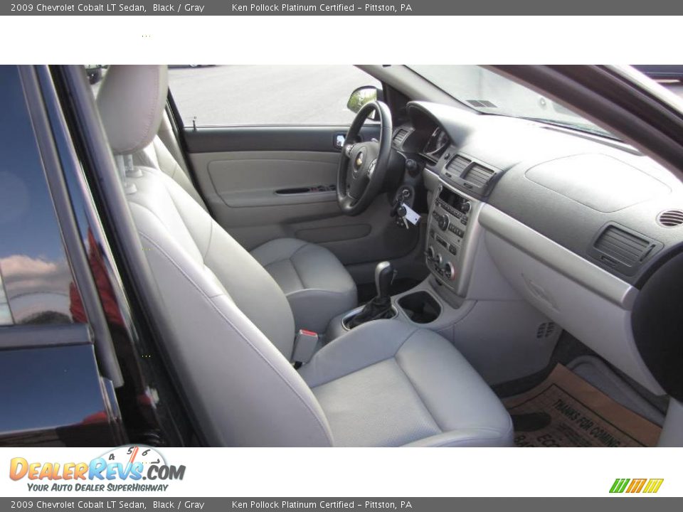 2009 Chevrolet Cobalt LT Sedan Black / Gray Photo #15