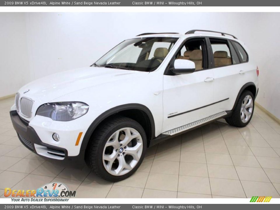 2009 BMW X5 xDrive48i Alpine White / Sand Beige Nevada Leather Photo #3