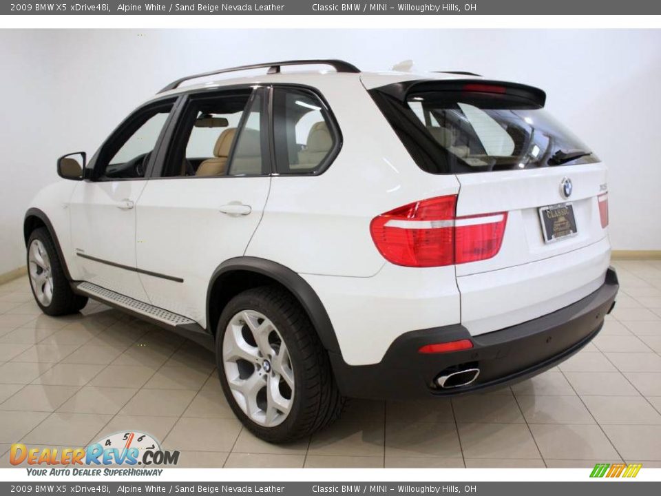 2009 BMW X5 xDrive48i Alpine White / Sand Beige Nevada Leather Photo #5