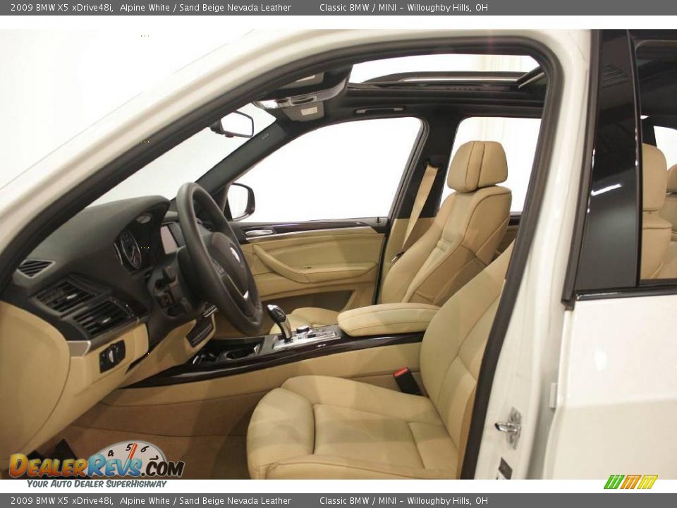 2009 BMW X5 xDrive48i Alpine White / Sand Beige Nevada Leather Photo #11