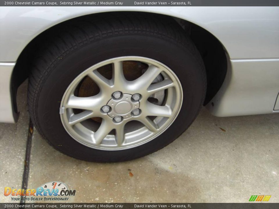 2000 Chevrolet Camaro Coupe Sebring Silver Metallic / Medium Gray Photo #3