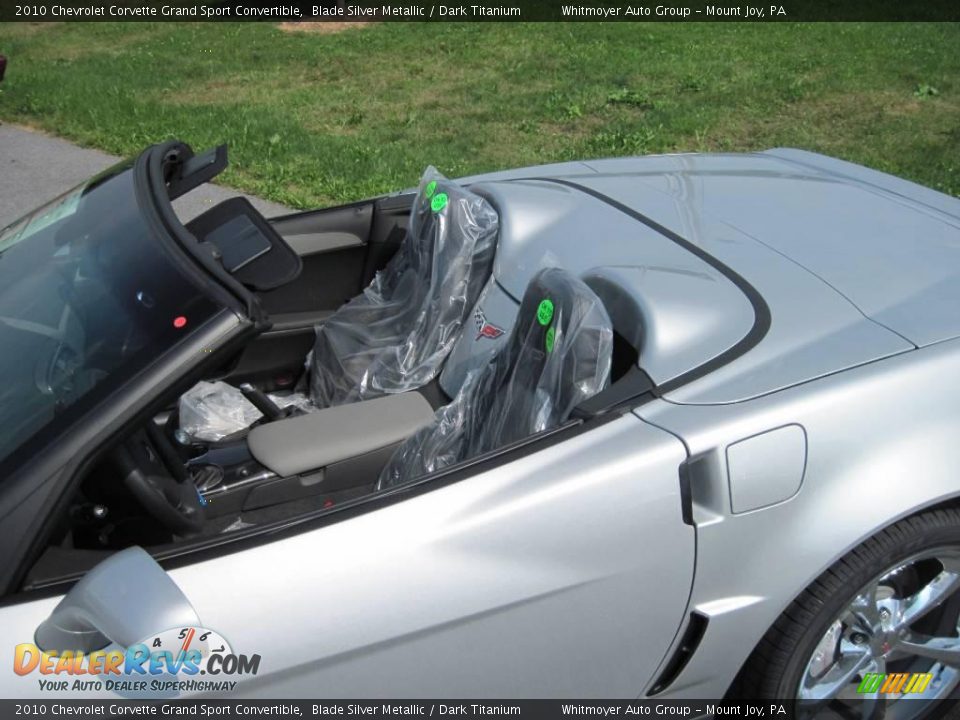 2010 Chevrolet Corvette Grand Sport Convertible Blade Silver Metallic / Dark Titanium Photo #17