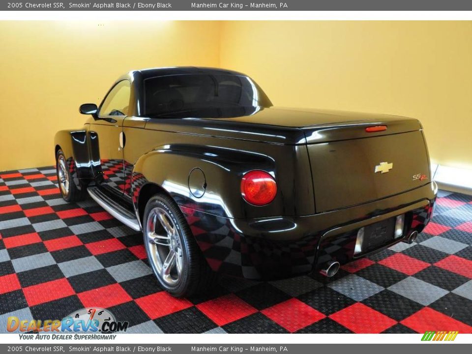 2005 Chevrolet SSR Smokin' Asphalt Black / Ebony Black Photo #4