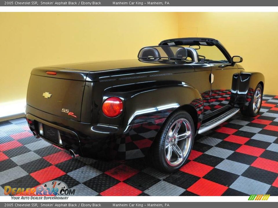 2005 Chevrolet SSR Smokin' Asphalt Black / Ebony Black Photo #17
