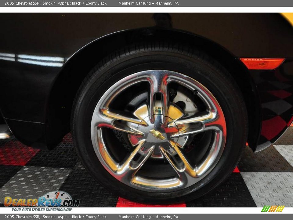 2005 Chevrolet SSR Smokin' Asphalt Black / Ebony Black Photo #27