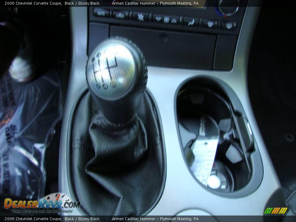 2006 Chevrolet Corvette Coupe Black / Ebony Black Photo #30