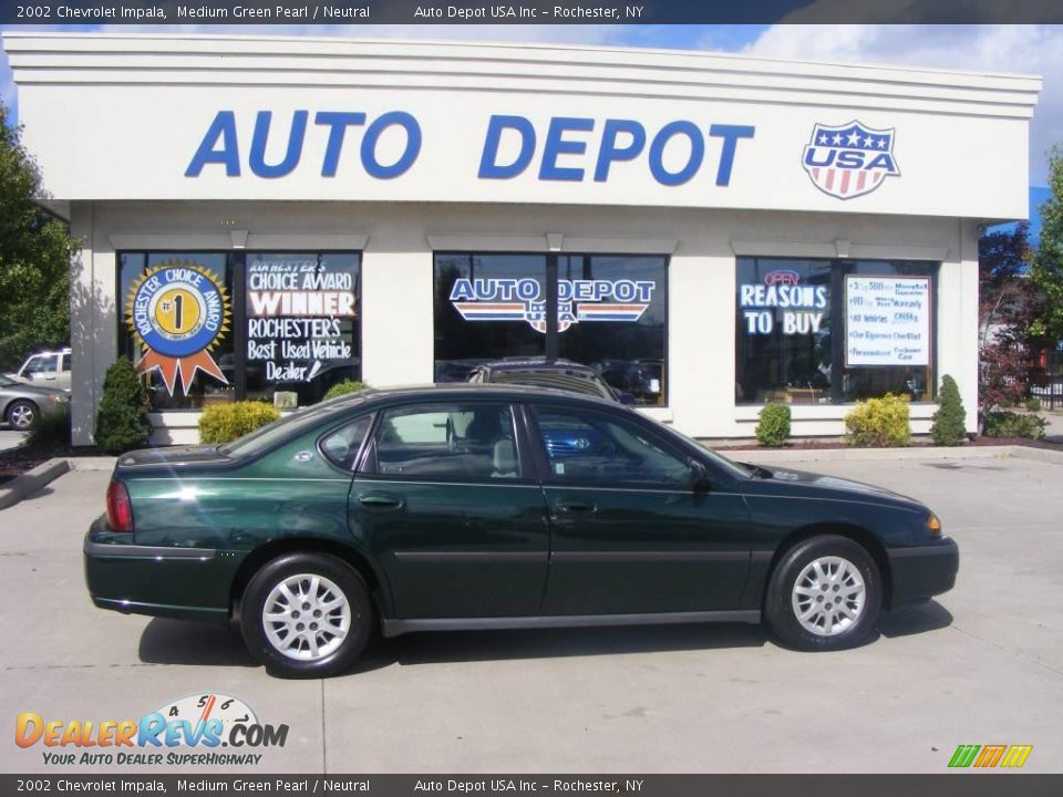 2002 Chevrolet Impala Medium Green Pearl / Neutral Photo #1