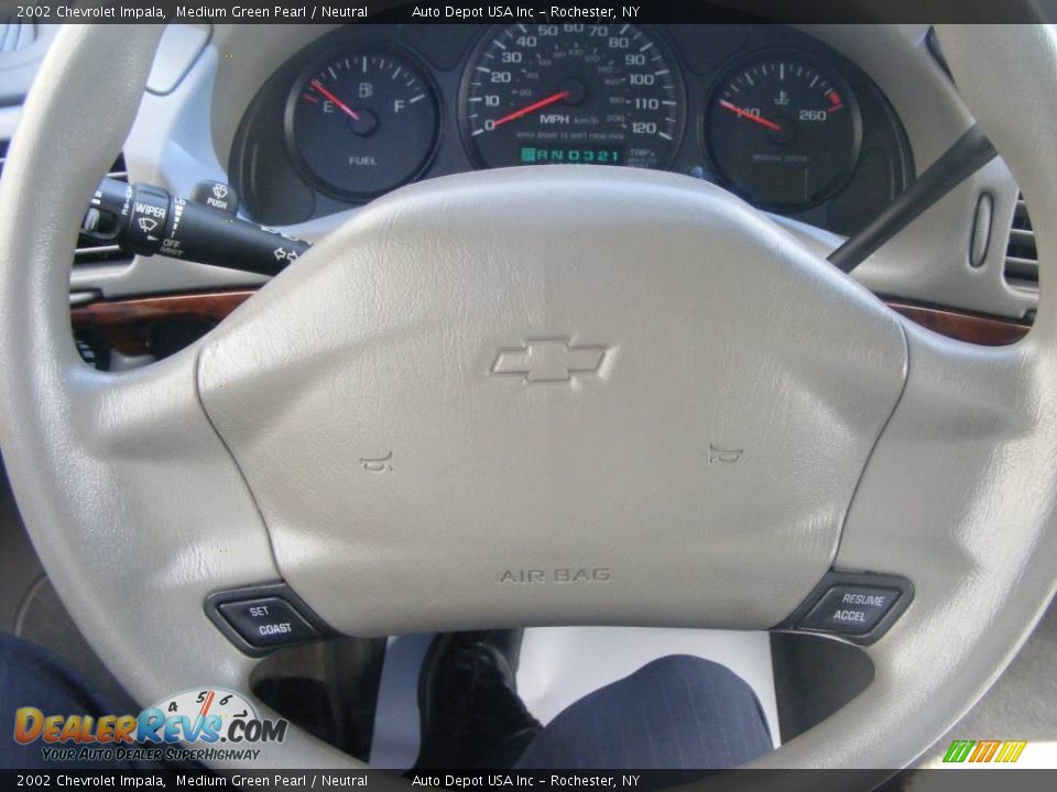 2002 Chevrolet Impala Medium Green Pearl / Neutral Photo #12