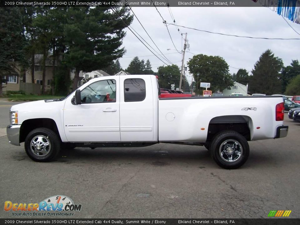 2009 Chevrolet Silverado 3500HD LTZ Extended Cab 4x4 Dually Summit White / Ebony Photo #5
