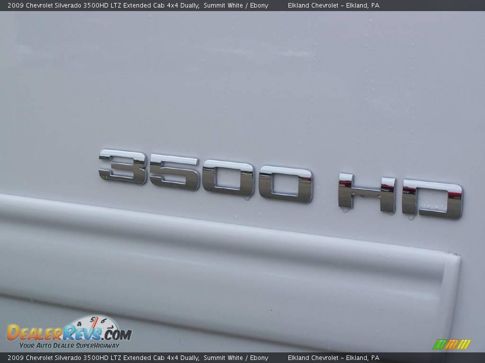 2009 Chevrolet Silverado 3500HD LTZ Extended Cab 4x4 Dually Summit White / Ebony Photo #16