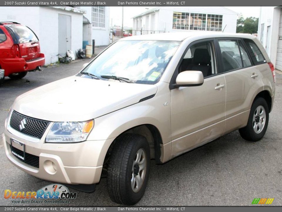 2007 Suzuki Grand Vitara 4x4 Clear Beige Metallic / Black Photo #1
