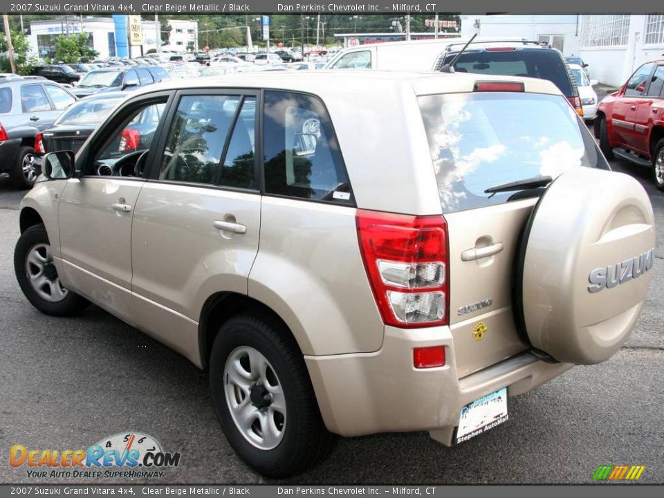 2007 Suzuki Grand Vitara 4x4 Clear Beige Metallic / Black Photo #6