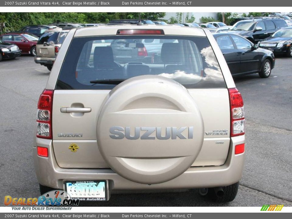 2007 Suzuki Grand Vitara 4x4 Clear Beige Metallic / Black Photo #7