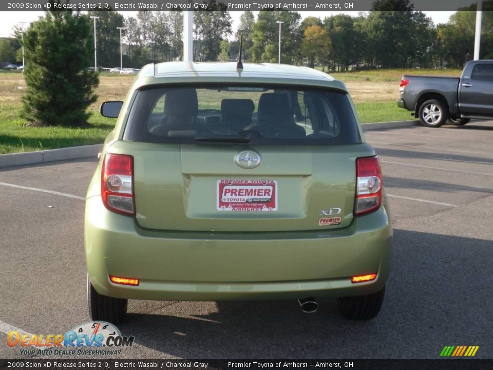 2009 Scion xD Release Series 2.0 Electric Wasabi / Charcoal Gray Photo #4