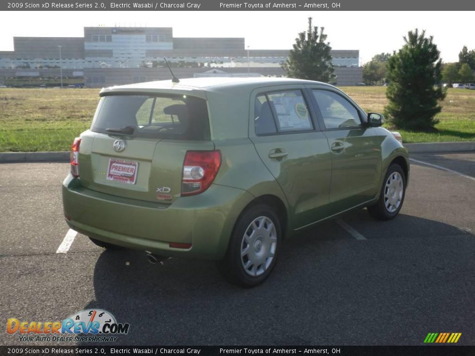 2009 Scion xD Release Series 2.0 Electric Wasabi / Charcoal Gray Photo #5