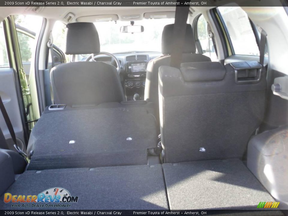 2009 Scion xD Release Series 2.0 Electric Wasabi / Charcoal Gray Photo #11