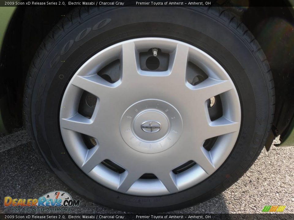 2009 Scion xD Release Series 2.0 Electric Wasabi / Charcoal Gray Photo #13