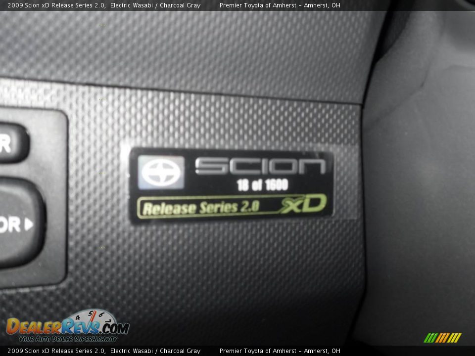 2009 Scion xD Release Series 2.0 Electric Wasabi / Charcoal Gray Photo #14