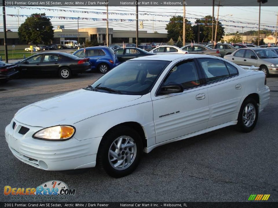 2001 Pontiac Grand Am SE Sedan Arctic White / Dark Pewter Photo #1
