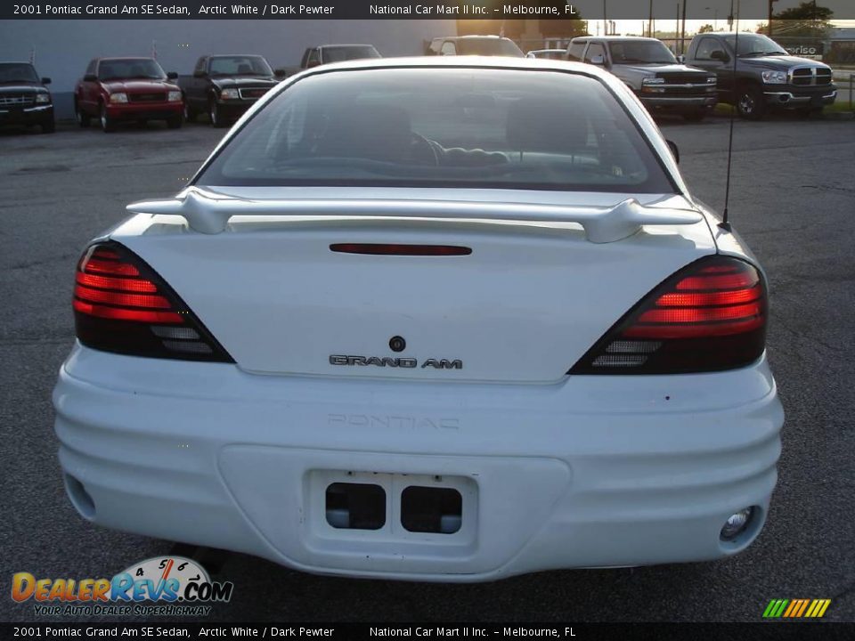 2001 Pontiac Grand Am SE Sedan Arctic White / Dark Pewter Photo #7