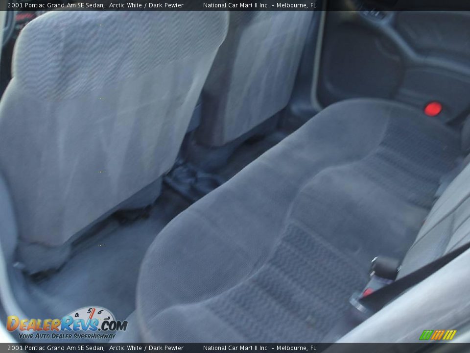 2001 Pontiac Grand Am SE Sedan Arctic White / Dark Pewter Photo #9