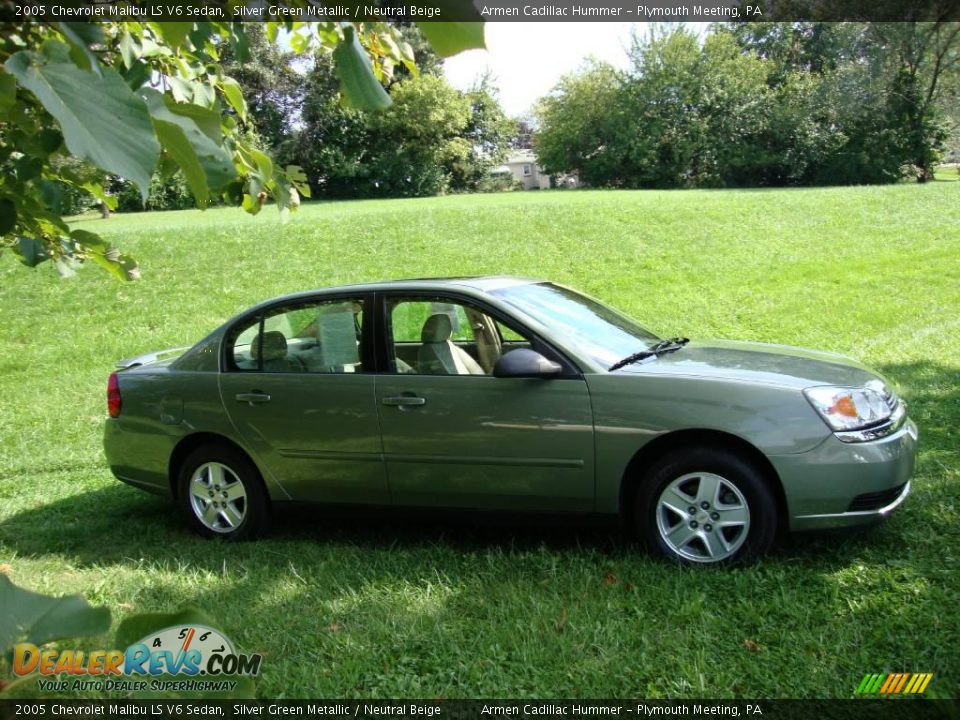 2005 Chevrolet Malibu LS V6 Sedan Silver Green Metallic / Neutral Beige Photo #6
