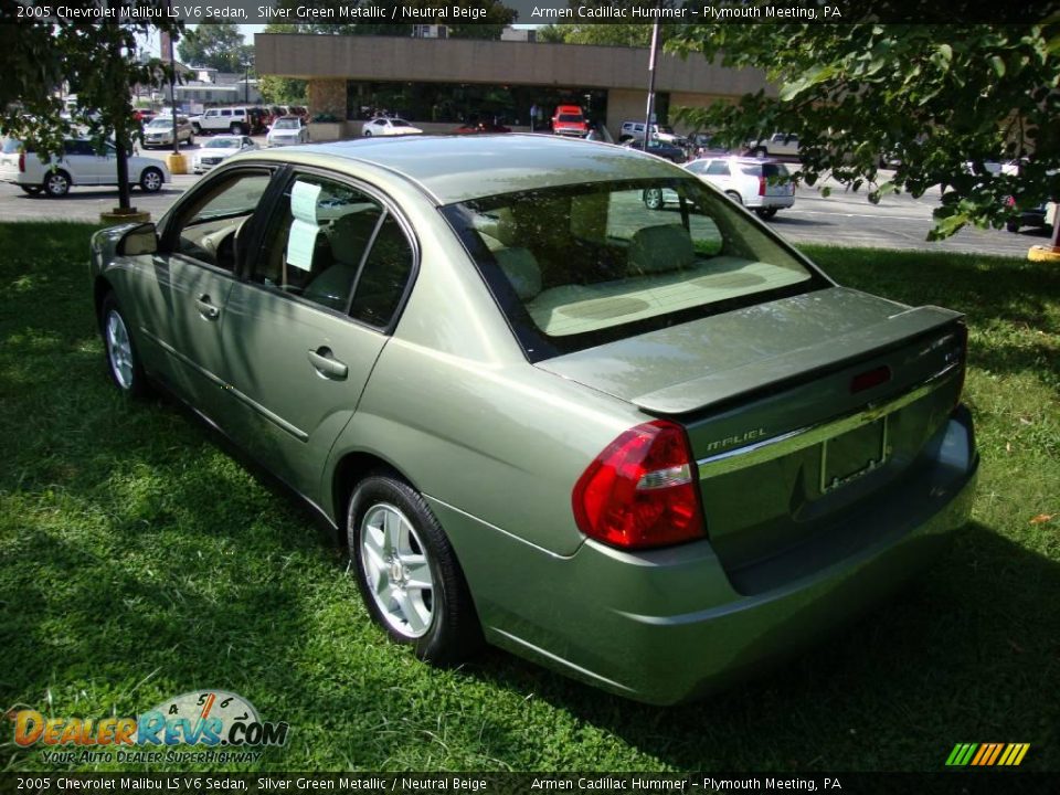 2005 Chevrolet Malibu LS V6 Sedan Silver Green Metallic / Neutral Beige Photo #9