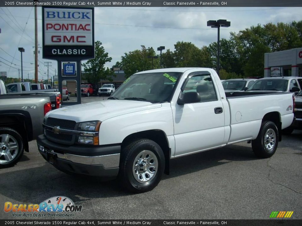 2005 Chevrolet Silverado 1500 Regular Cab 4x4 Summit White / Medium Gray Photo #2