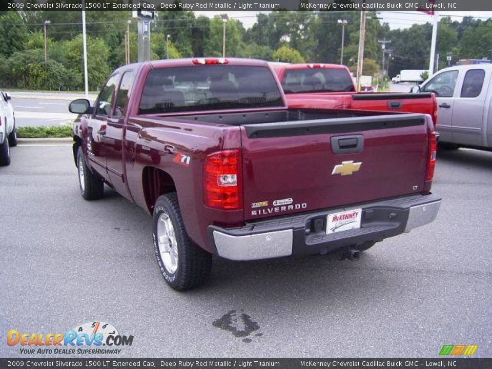 2009 Chevrolet Silverado 1500 LT Extended Cab Deep Ruby Red Metallic / Light Titanium Photo #2