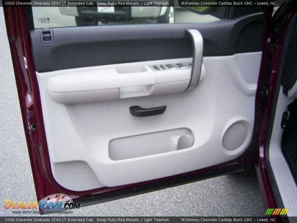 2009 Chevrolet Silverado 1500 LT Extended Cab Deep Ruby Red Metallic / Light Titanium Photo #8