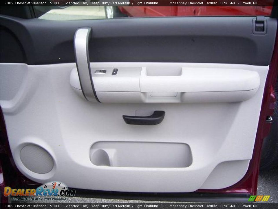 2009 Chevrolet Silverado 1500 LT Extended Cab Deep Ruby Red Metallic / Light Titanium Photo #15