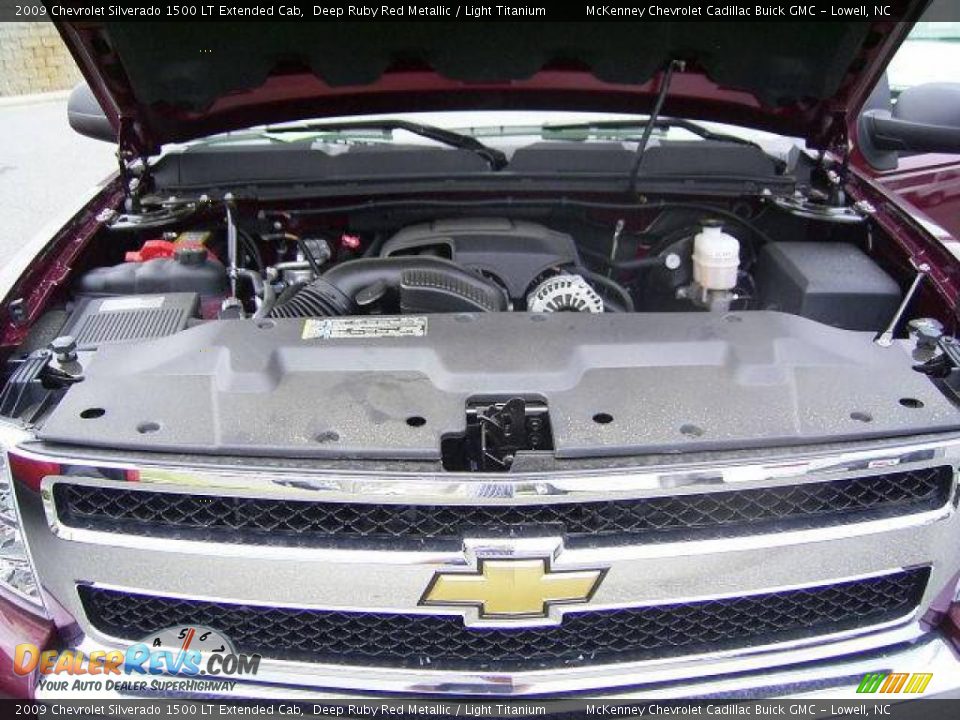 2009 Chevrolet Silverado 1500 LT Extended Cab Deep Ruby Red Metallic / Light Titanium Photo #21