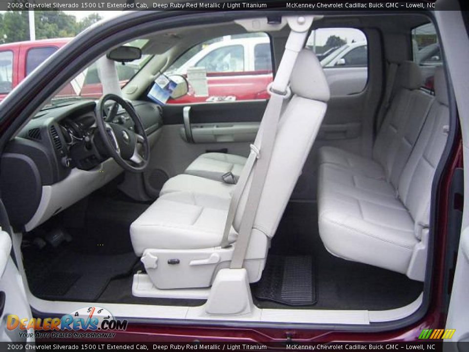 2009 Chevrolet Silverado 1500 LT Extended Cab Deep Ruby Red Metallic / Light Titanium Photo #26