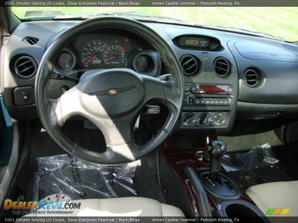 2001 Chrysler Sebring LXi Coupe Deep Evergreen Pearlcoat / Black/Beige Photo #28