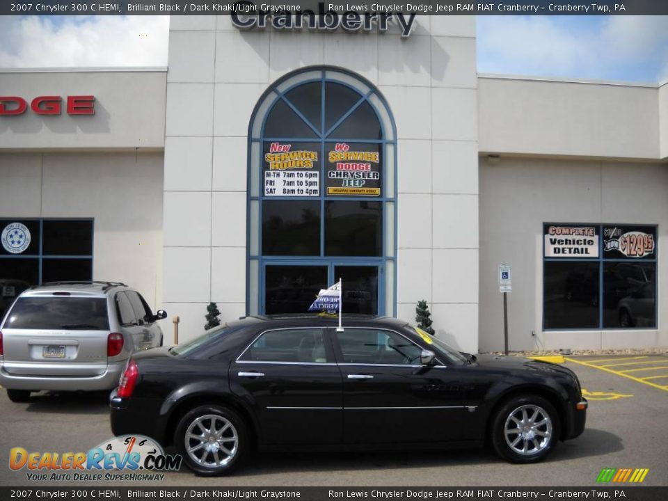 2007 Chrysler 300 C HEMI Brilliant Black / Dark Khaki/Light Graystone Photo #1